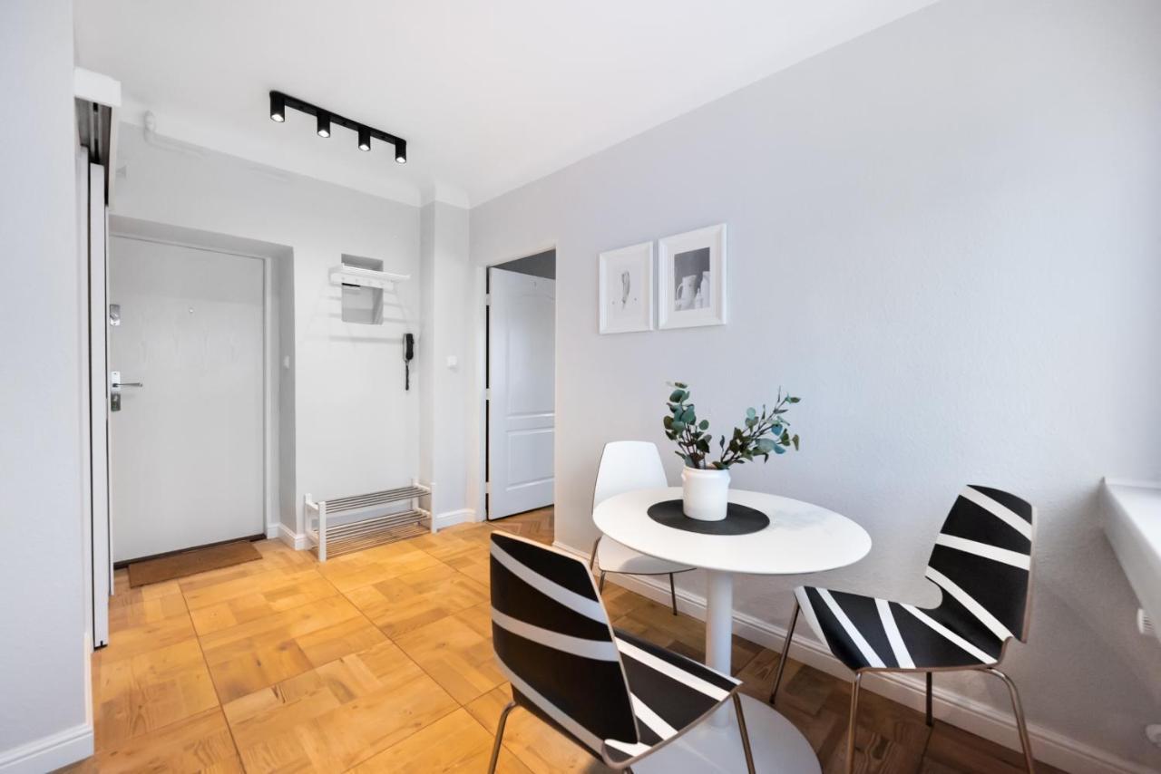 Apartment Metro Ratusz Arsenal Designer *